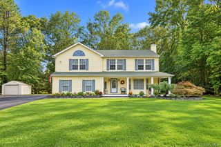 344 Barton Avenue, Patchogue, NY 11772