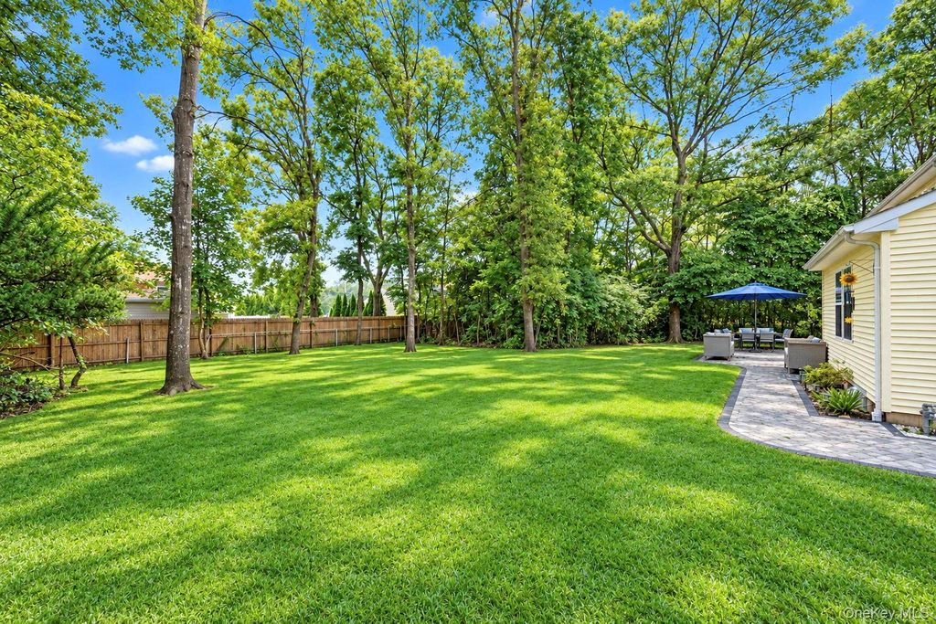 344 Barton Avenue, Patchogue, NY 11772 — photo 5