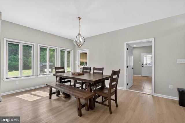 836 HARDINGVILLE RD, Monroeville, NJ 08343