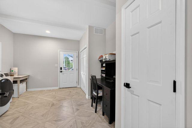 836 HARDINGVILLE RD, Monroeville, NJ 08343