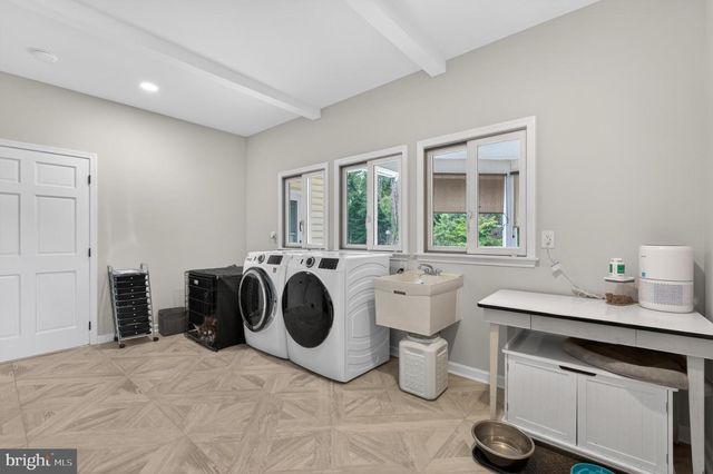 836 HARDINGVILLE RD, Monroeville, NJ 08343