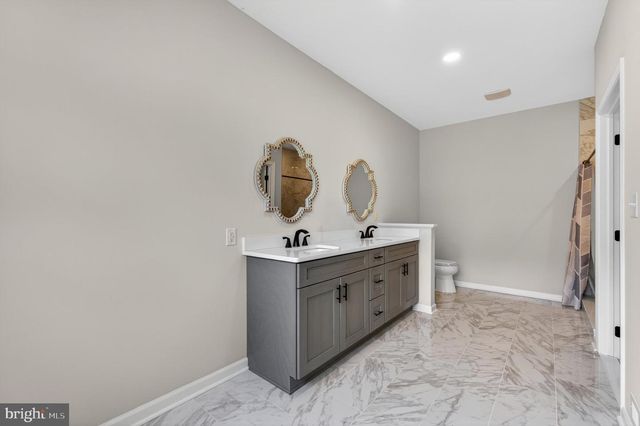 836 HARDINGVILLE RD, Monroeville, NJ 08343