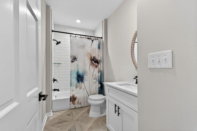 836 HARDINGVILLE RD, Monroeville, NJ 08343