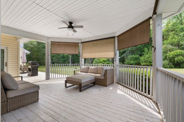 836 HARDINGVILLE RD, Monroeville, NJ 08343