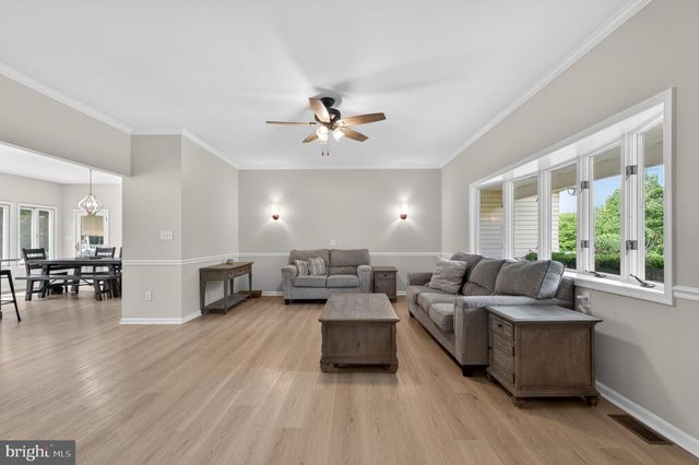836 HARDINGVILLE RD, Monroeville, NJ 08343