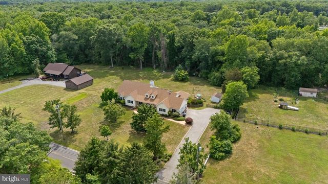 836 HARDINGVILLE RD, Monroeville, NJ 08343