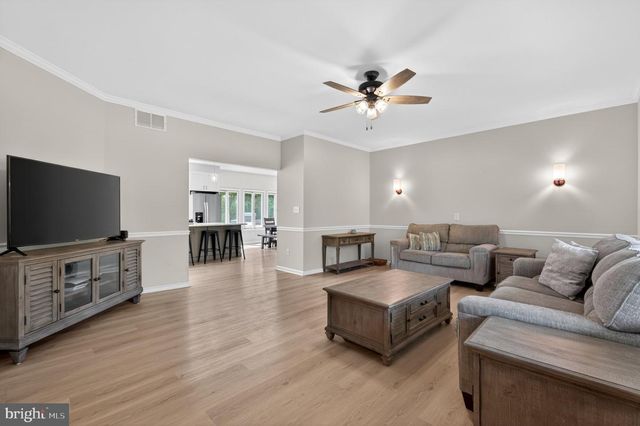 836 HARDINGVILLE RD, Monroeville, NJ 08343
