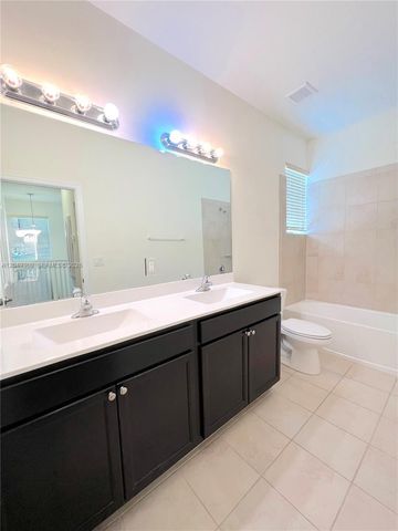 132 NE 24th Avenue, Homestead, FL 33033