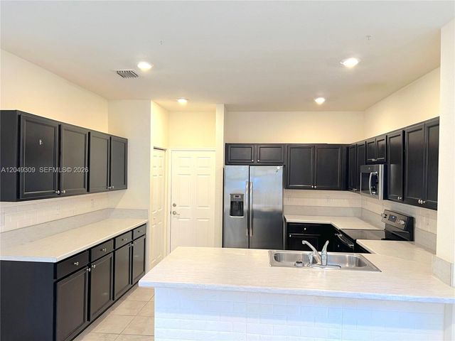 132 NE 24th Avenue, Homestead, FL 33033