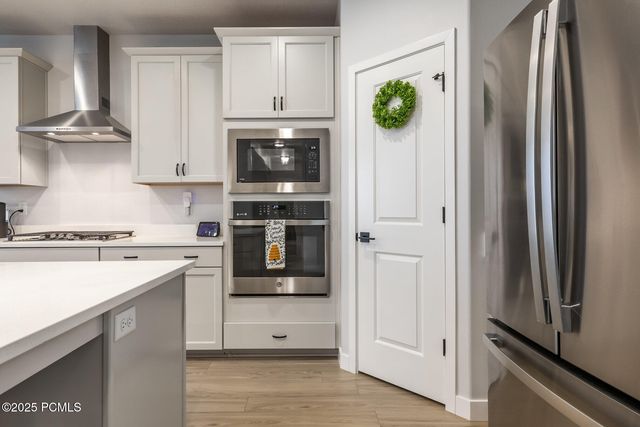 3231 S 2410 West, Syracuse, UT 84075