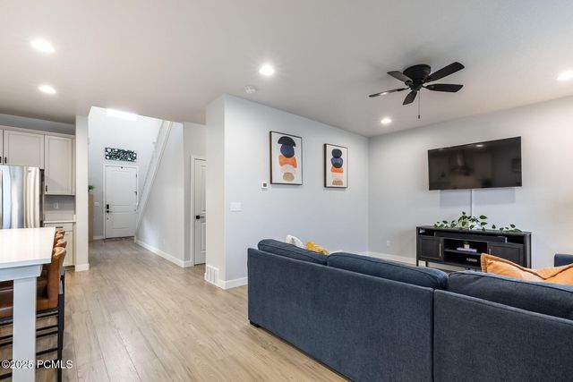 3231 S 2410 West, Syracuse, UT 84075