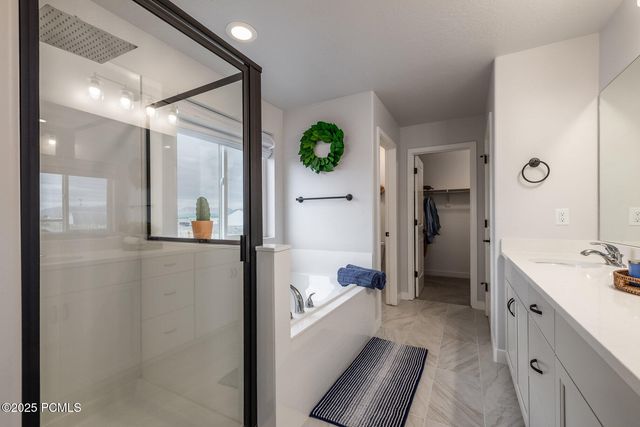 3231 S 2410 West, Syracuse, UT 84075