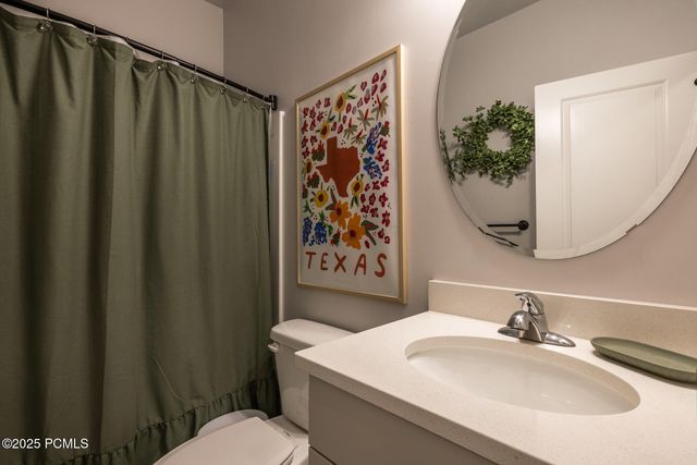 3231 S 2410 West, Syracuse, UT 84075