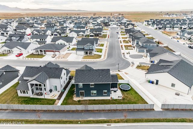 3231 S 2410 West, Syracuse, UT 84075