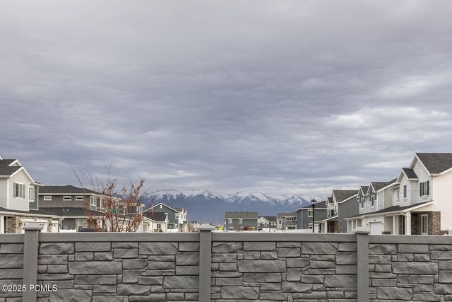 3231 S 2410 West, Syracuse, UT 84075