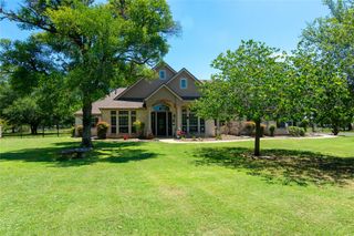 1265 Mourning Dove CT, Salado, TX 76571