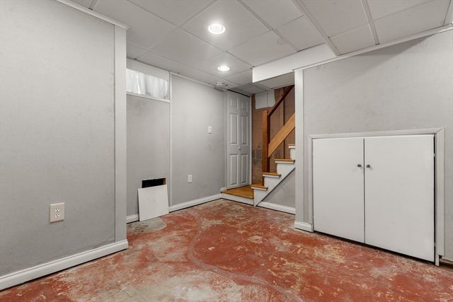 60 Meagher Ave, Milton, MA 02186