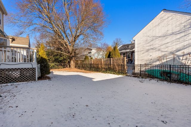 60 Meagher Ave, Milton, MA 02186