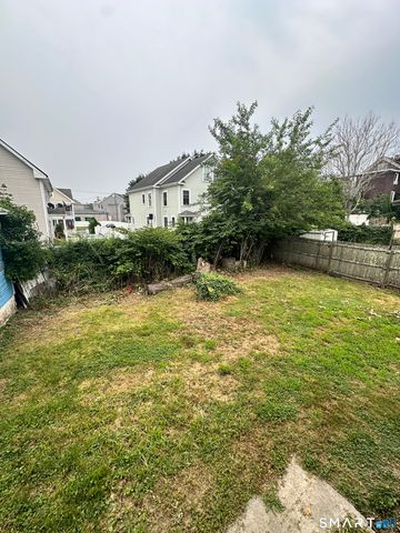 82 West Coit Street 1, New London, CT 06320