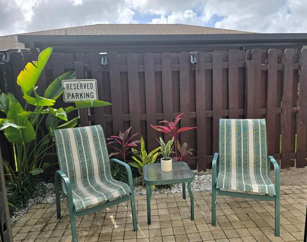 5255 Mendoza Street, West Palm Beach, FL 33415