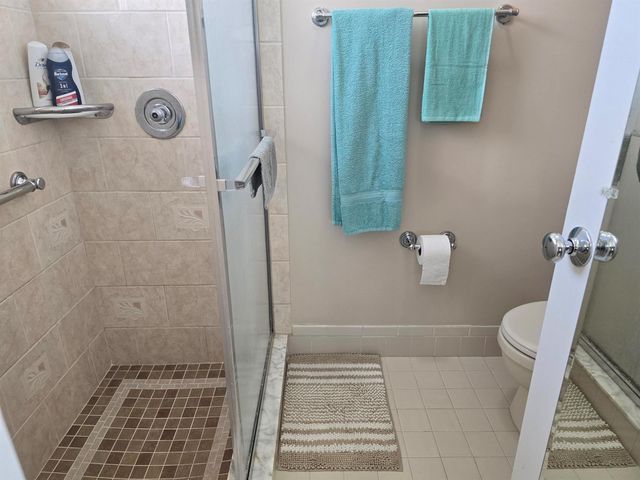 5255 Mendoza Street, West Palm Beach, FL 33415