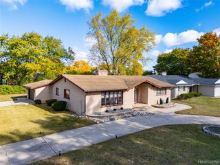 18216 Filmore Street, Southfield, MI 48075