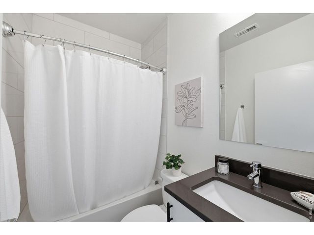 3264 W Conejos Pl, Denver, CO 80204