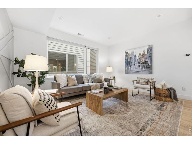 3264 W Conejos Pl, Denver, CO 80204