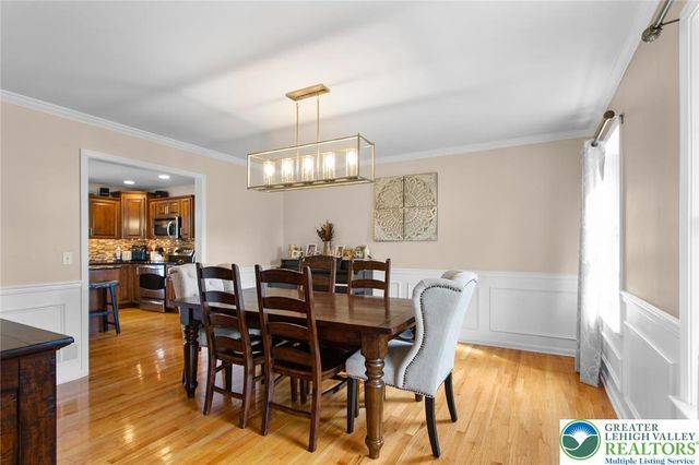 136 Redstone Drive, Bushkill Twp, PA 18064