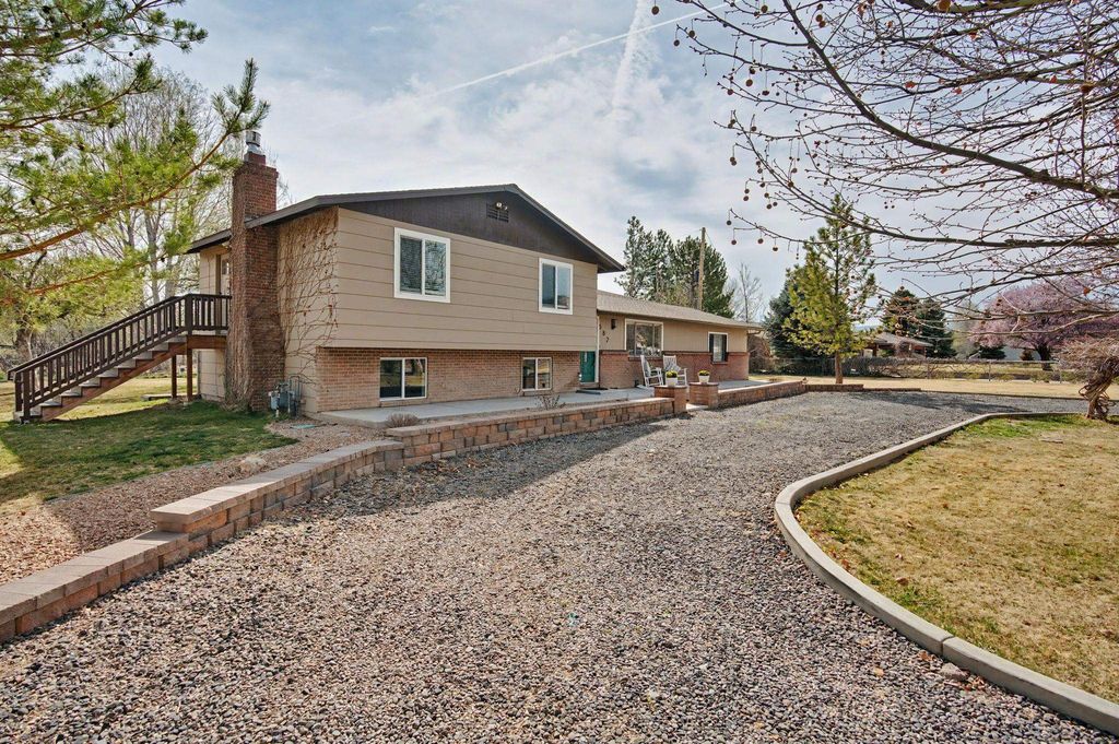 582 Rio Hondo Road, Grand Junction, CO 81507