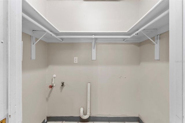 704 W ALAMO DRIVE, Lakeland, FL 33813