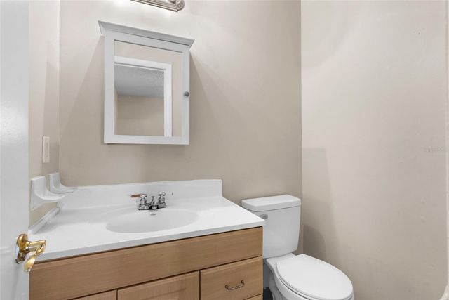 704 W ALAMO DRIVE, Lakeland, FL 33813