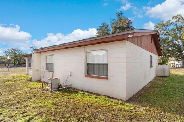 704 W ALAMO DRIVE, Lakeland, FL 33813