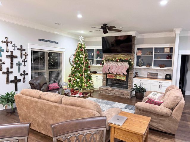 442 Rocky Point Road, Vilonia, AR 72173