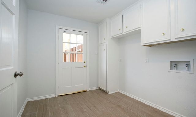 3515 Stoney Oak Drive, Houston, TX 77068