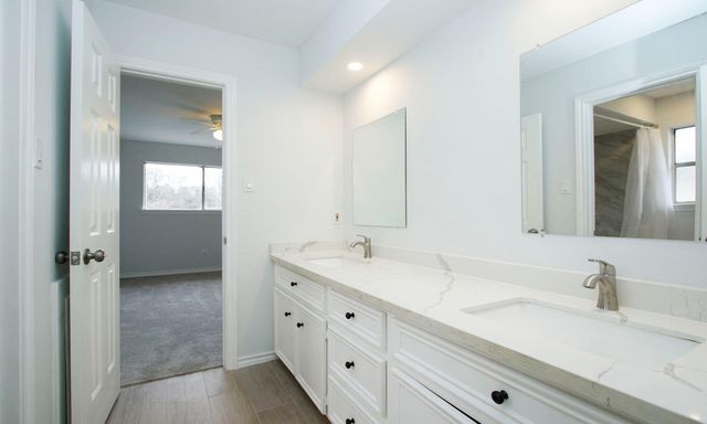 3515 Stoney Oak Drive, Houston, TX 77068