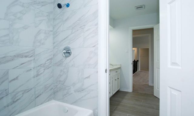 3515 Stoney Oak Drive, Houston, TX 77068