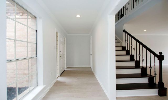3515 Stoney Oak Drive, Houston, TX 77068