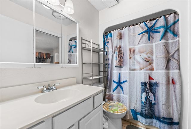 3222 Catcay Dr, Corpus Christi, TX 78418