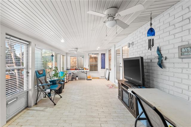 3222 Catcay Dr, Corpus Christi, TX 78418