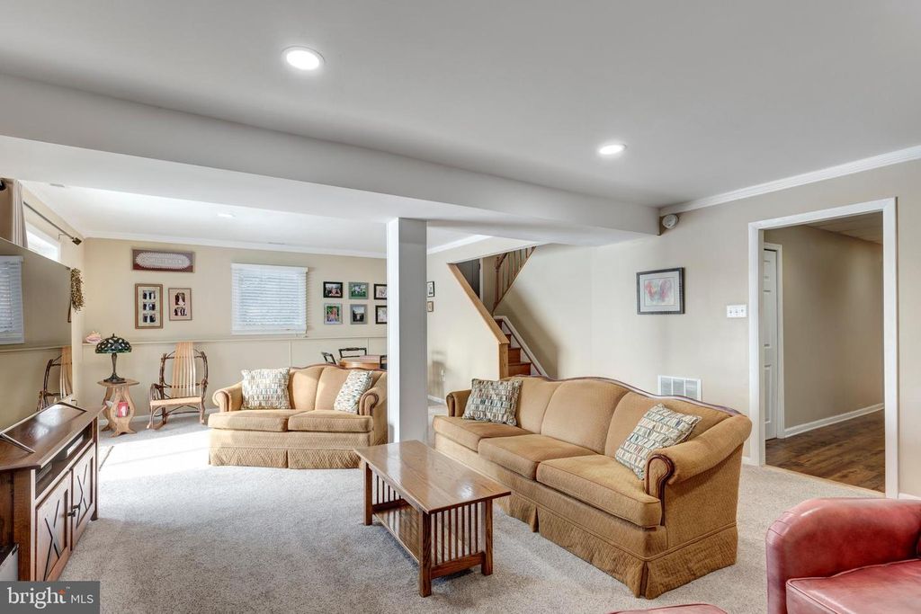 Image 35 of property listing at 4316 UTZ RD, Hampstead, MD 21074