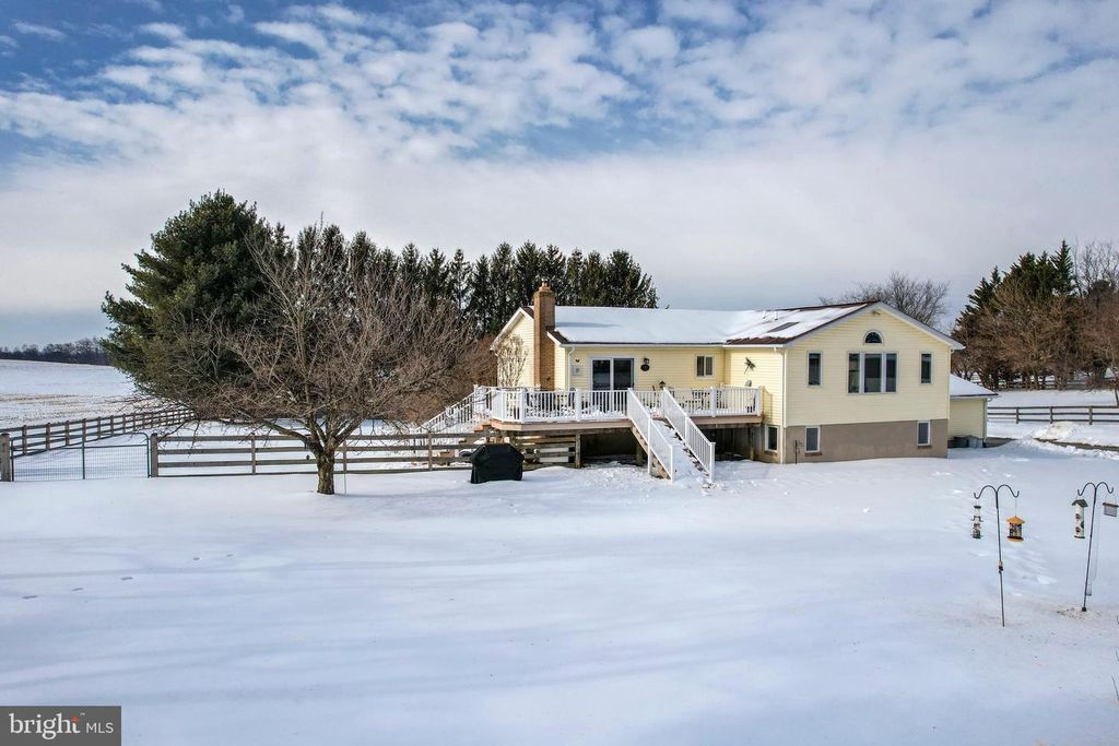 Image 59 of property listing at 4316 UTZ RD, Hampstead, MD 21074