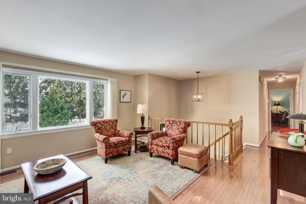 Image 8 of property listing at 4316 UTZ RD, Hampstead, MD 21074