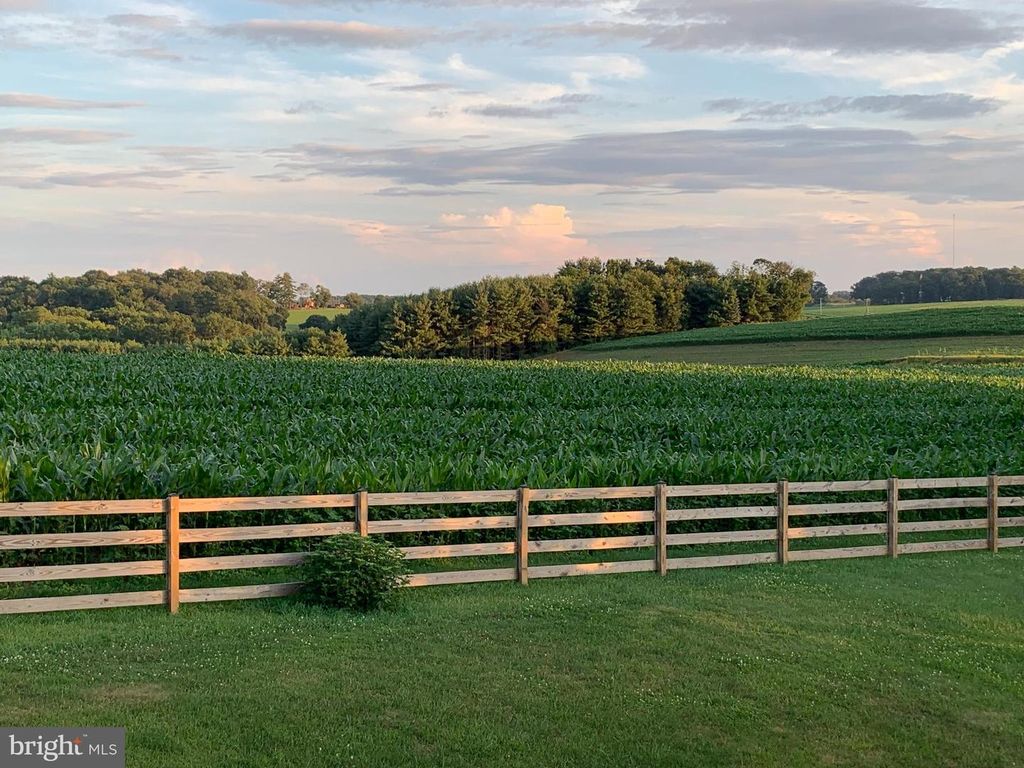 Image 80 of property listing at 4316 UTZ RD, Hampstead, MD 21074