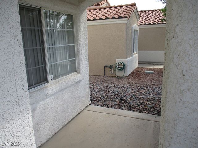 1452 Dragon Rock Drive, Henderson, NV 89052