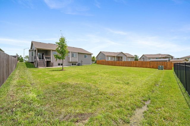 3415 S Lori St, Wichita, KS 67210