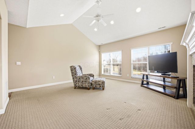 5593 Haydens Reserve Way, Hilliard, OH 43026