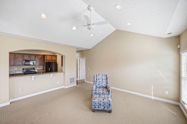 5593 Haydens Reserve Way, Hilliard, OH 43026