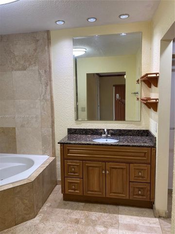 720 NW 123rd Ave, Miami, FL 33182