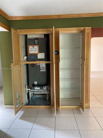 720 NW 123rd Ave, Miami, FL 33182